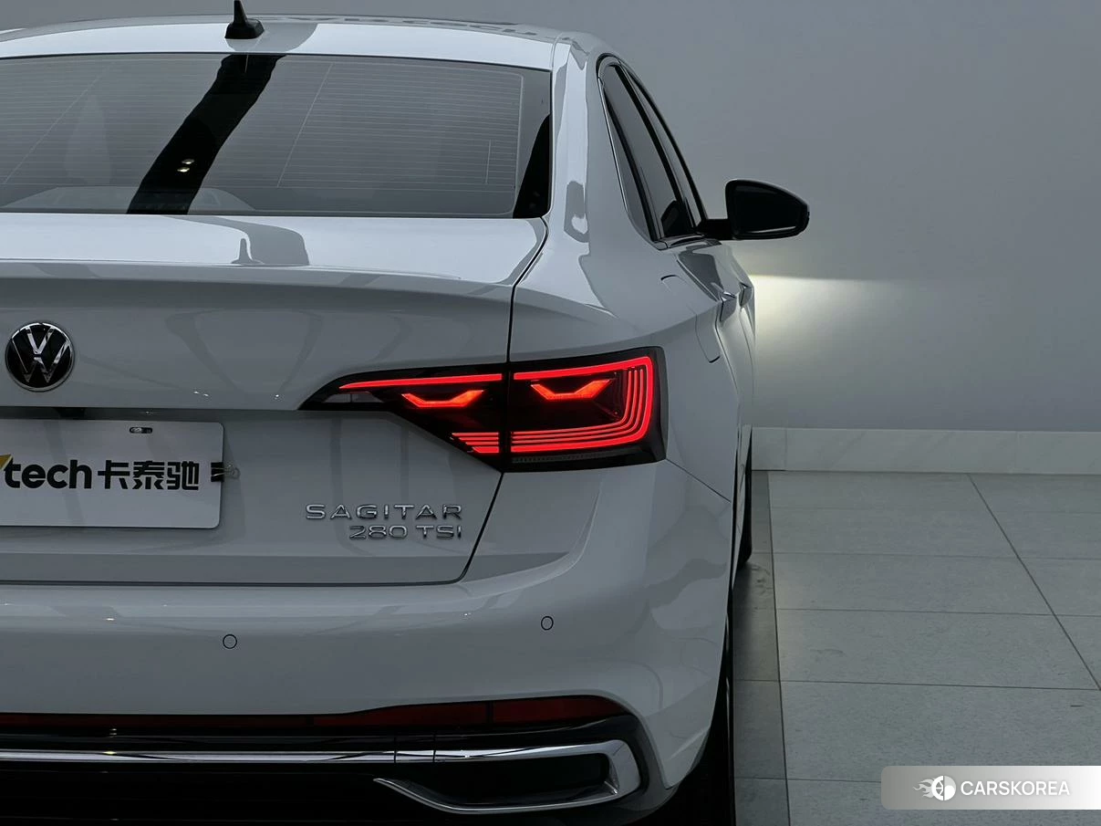 Volkswagen Sagitar id 4479556 из Китая 15