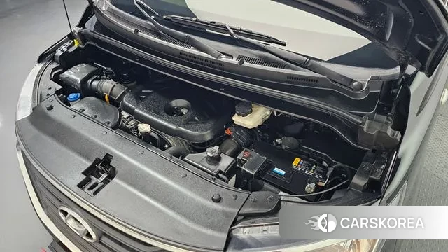 Hyundai The New Grand Starex id 3753283 из Кореи 16