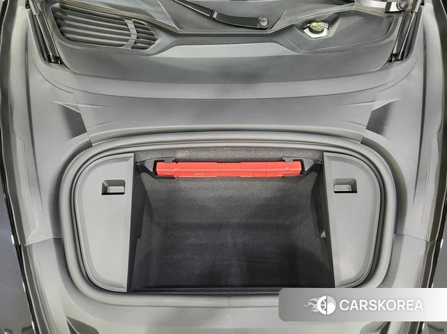 Porsche Taycan id 4177968 из Кореи 16