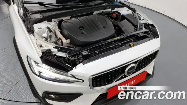 Volvo V60 Cross-Country 2nd Generation id 2738769 из Кореи 16