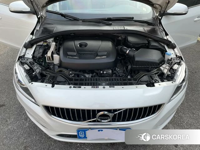 Volvo S60 id 4227908 из Китая 10