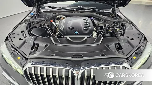 BMW 7 Series (G11) id 3675538 из Кореи 16