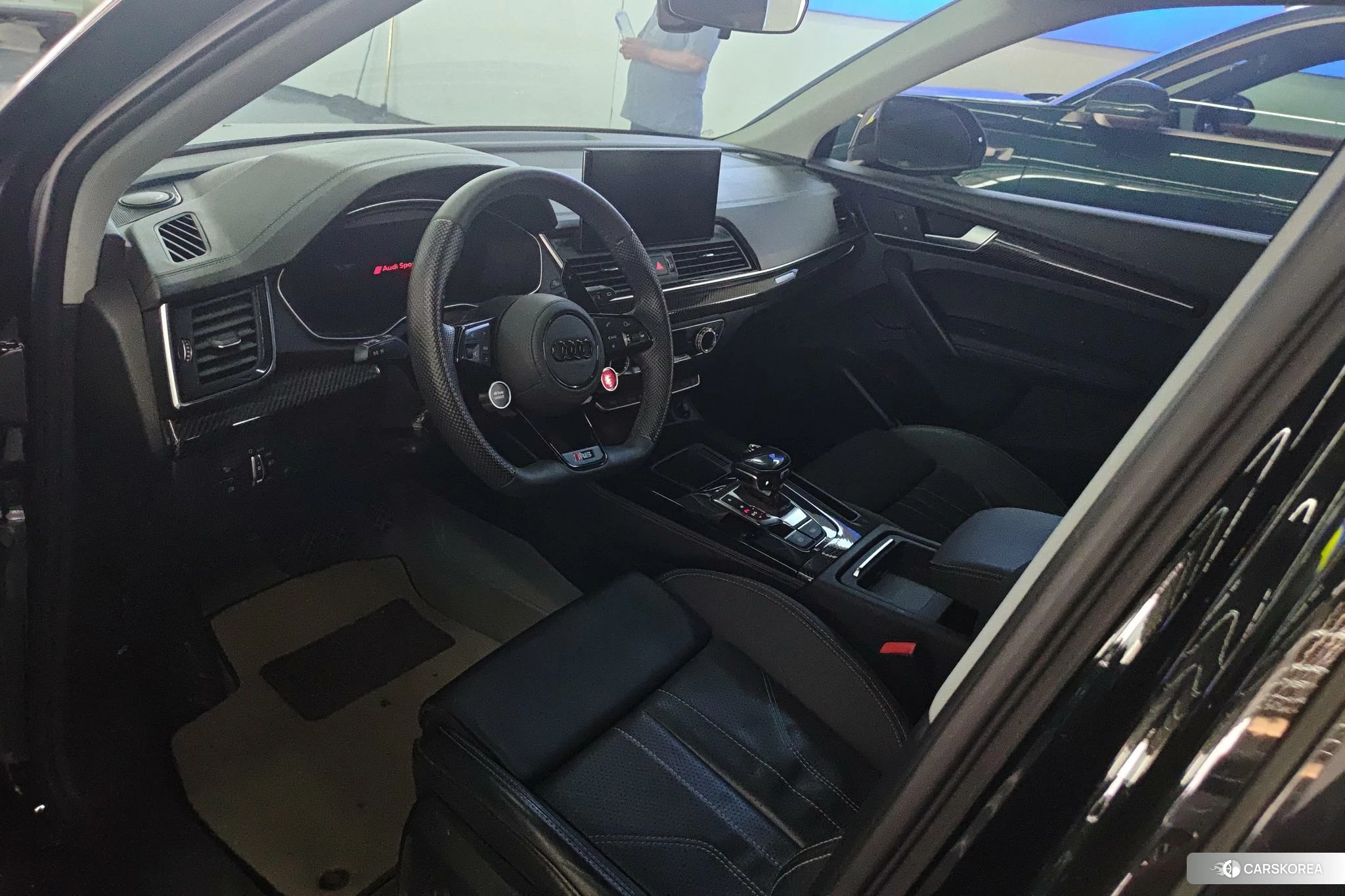 Audi Q5L id 4407640 из Китая 13