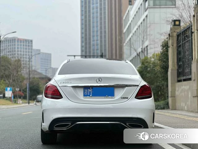 Mercedes-Benz Class C id 4271990 из Китая 13