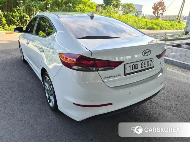 Hyundai Avante AD id 4856424 из Кореи 10