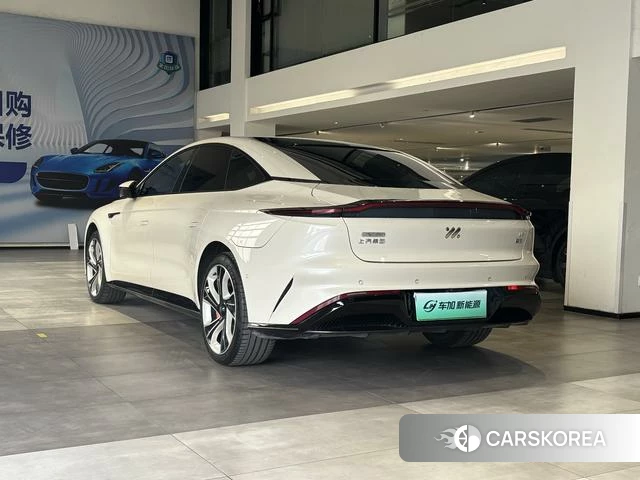 Zhiji Automobile Zhiji L7 2023 Белый из Китая, фото 6