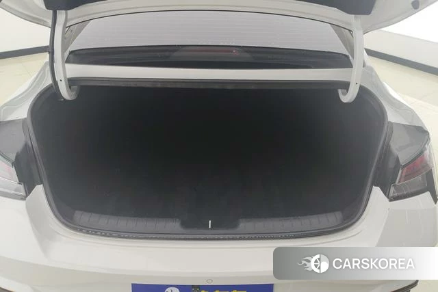 Hyundai Elantra id 4259728 из Китая 13