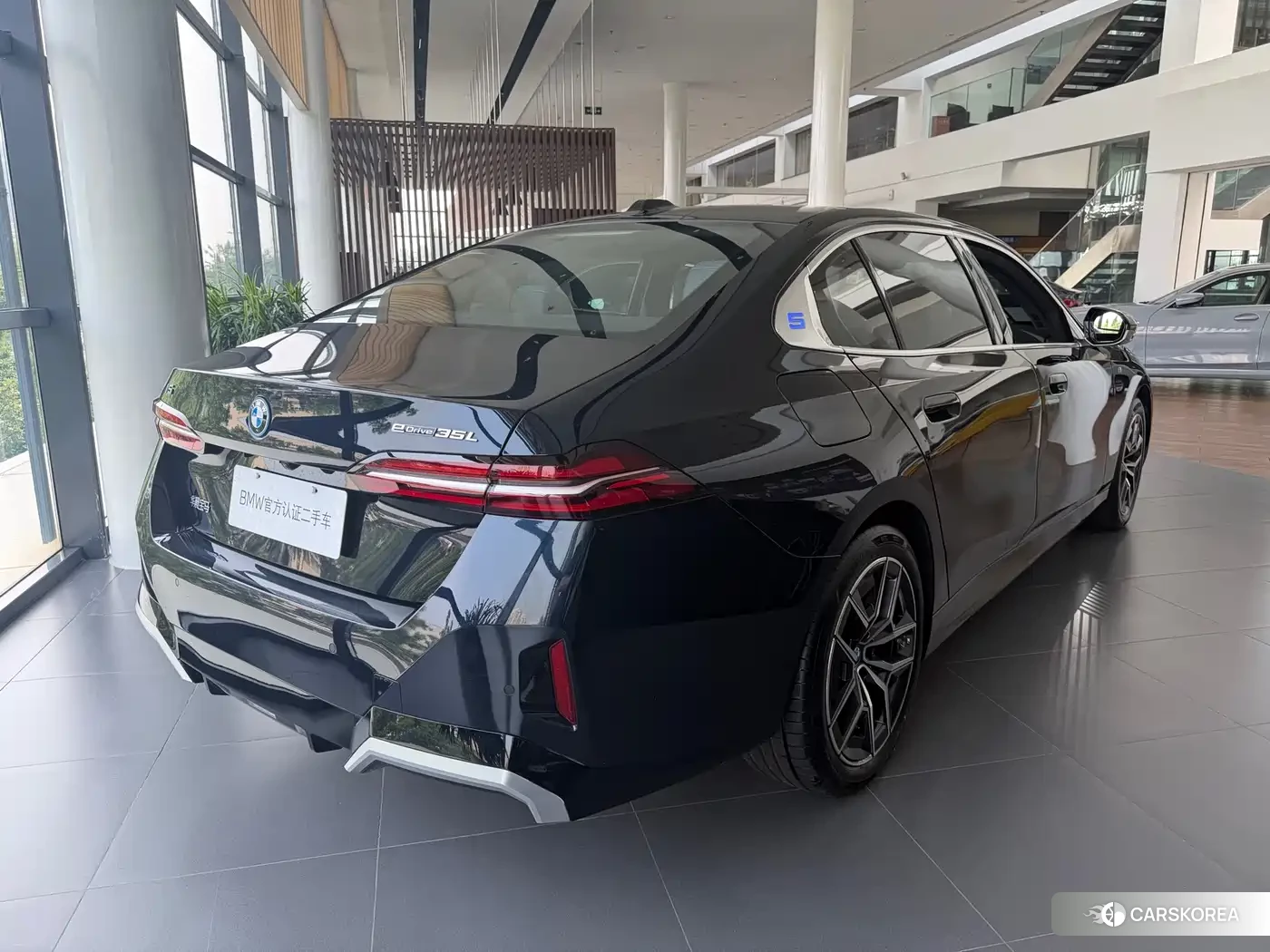 BMW i5 id 4515364 из Китая 8