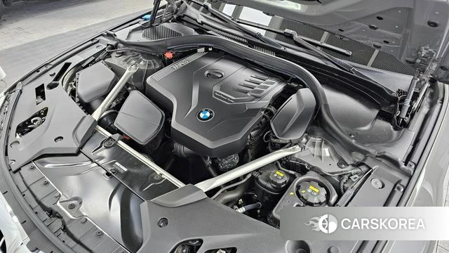 BMW 5 Series (G30) id 4293712 из Кореи 29