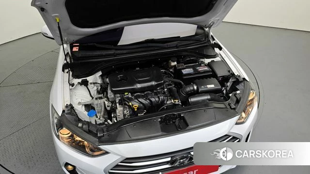 Hyundai Avante AD id 3943119 из Кореи 16