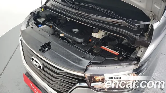 Hyundai The New Grand Starex id 2362388 из Кореи 16