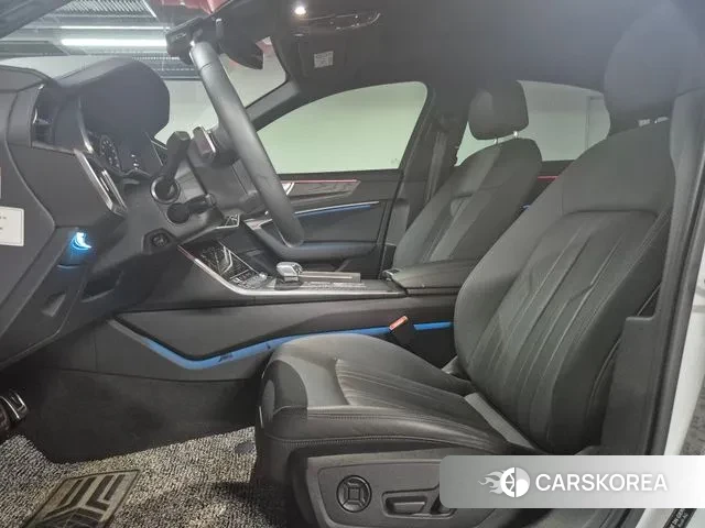 Audi A6 (C8) 2023 Белый из Кореи, фото 6
