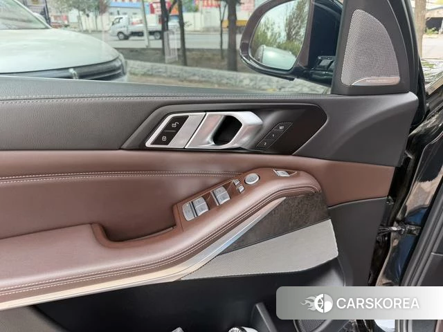 BMW X5 id 4359316 из Китая 10