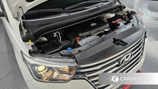 Hyundai The New Grand Starex id 4446515 из Кореи 28
