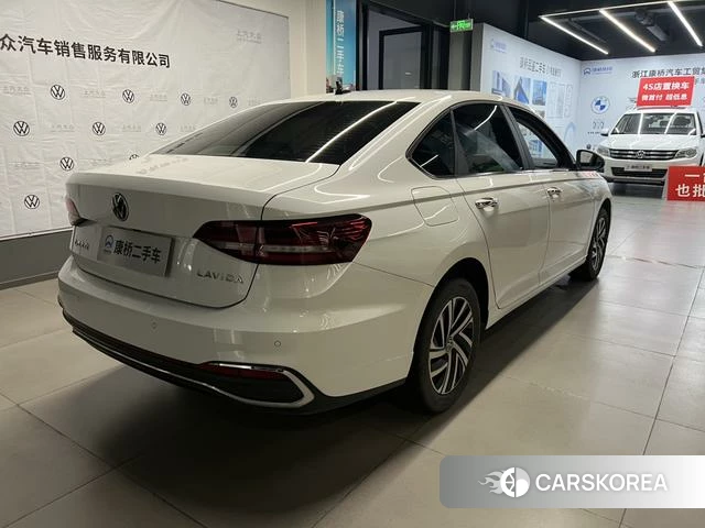 Volkswagen Lavida 2024 Белый из Китая, фото 6
