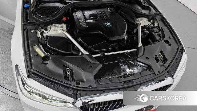 BMW 5 Series (G30) id 3905797 из Кореи 16