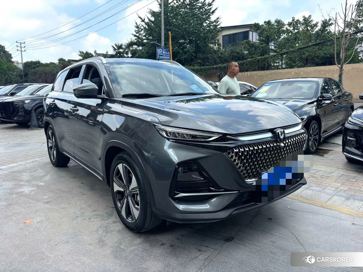 Chang'an X7 PLUS 2024 Темно-серый из Китая, фото 6