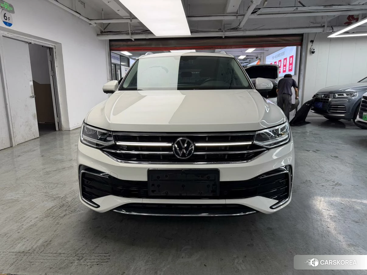 Volkswagen Tiguan L id 4514969 из Китая 8