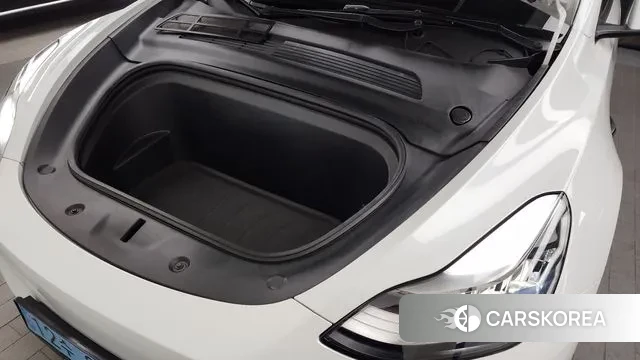 Tesla Model Y id 3023276 из Кореи 16