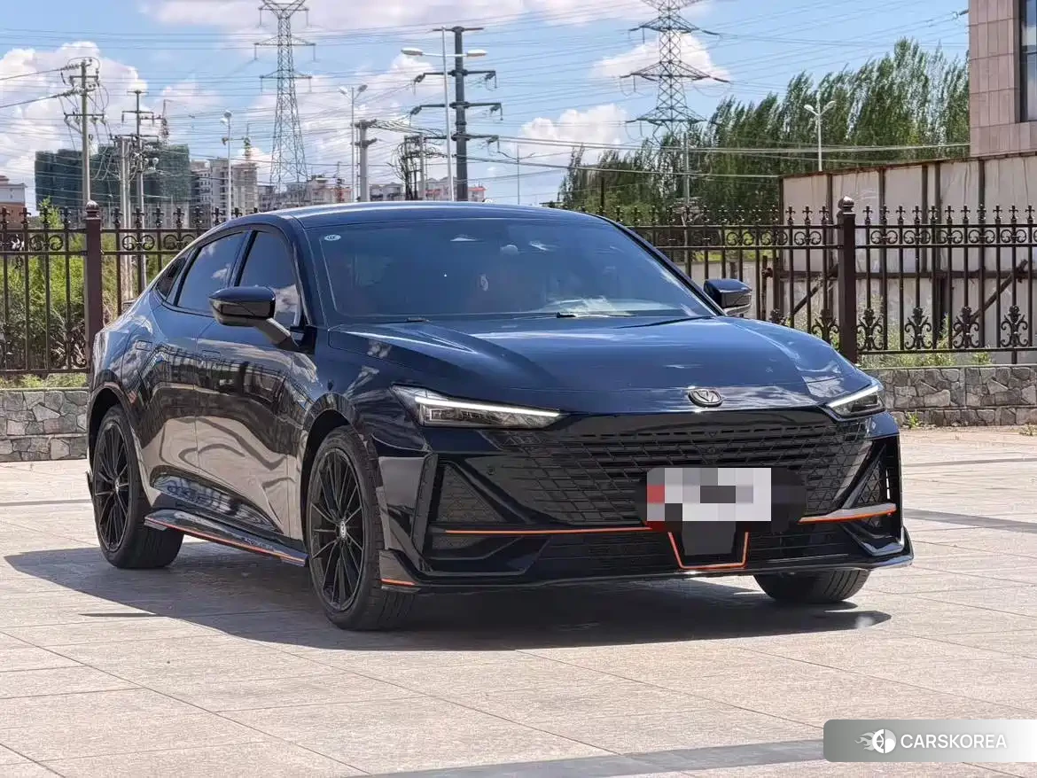 Chang'an Changan UNI-V 2023 Черный из Китая, фото 6
