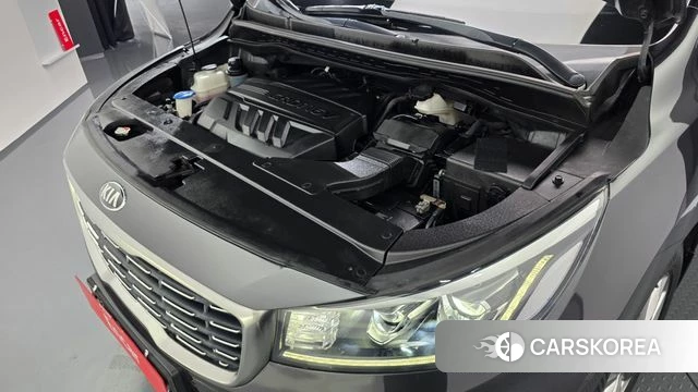 Kia The New Carnival id 3936823 из Кореи 16