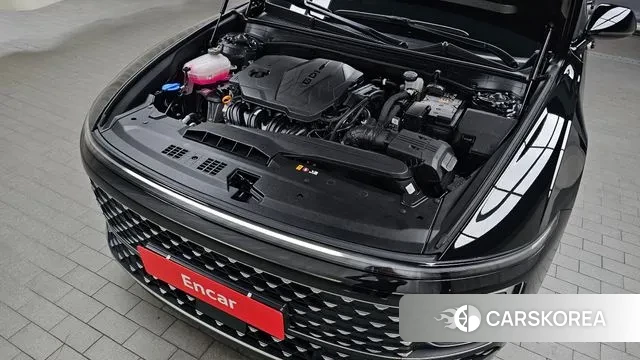 Hyundai Grandeur (GN7) id 3310487 из Кореи 16