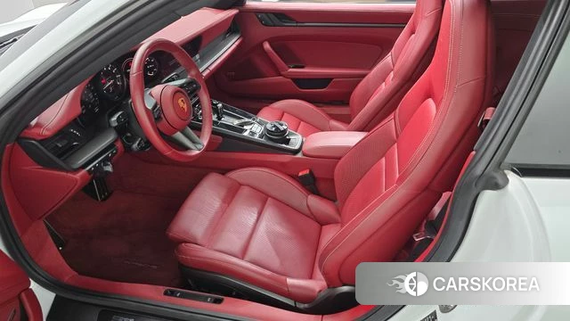 Porsche 911(992) id 4691828 из Кореи 26