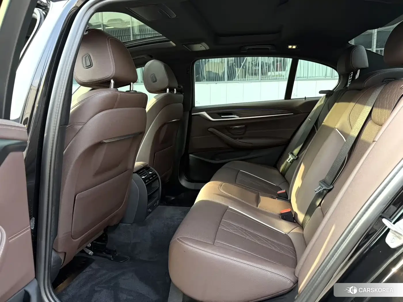 BMW 5 series 2021 Черный из Китая, фото 6