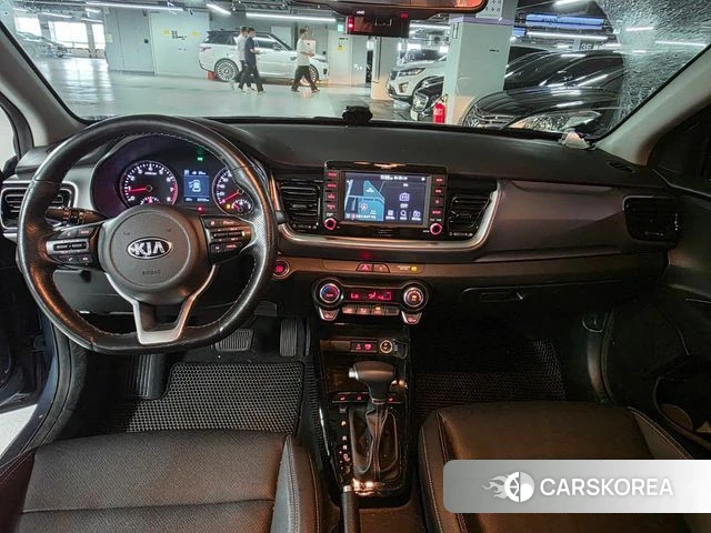 Kia Stonic id 4424296 из Кореи 13