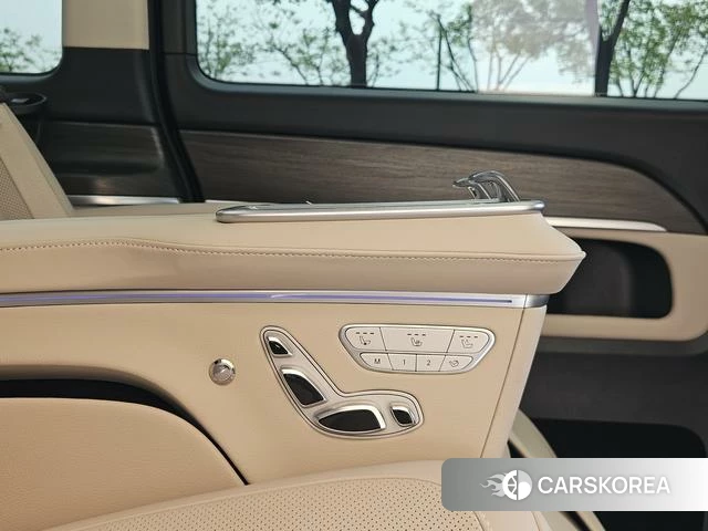 Mercedes-Benz V-class id 4297373 из Китая 22
