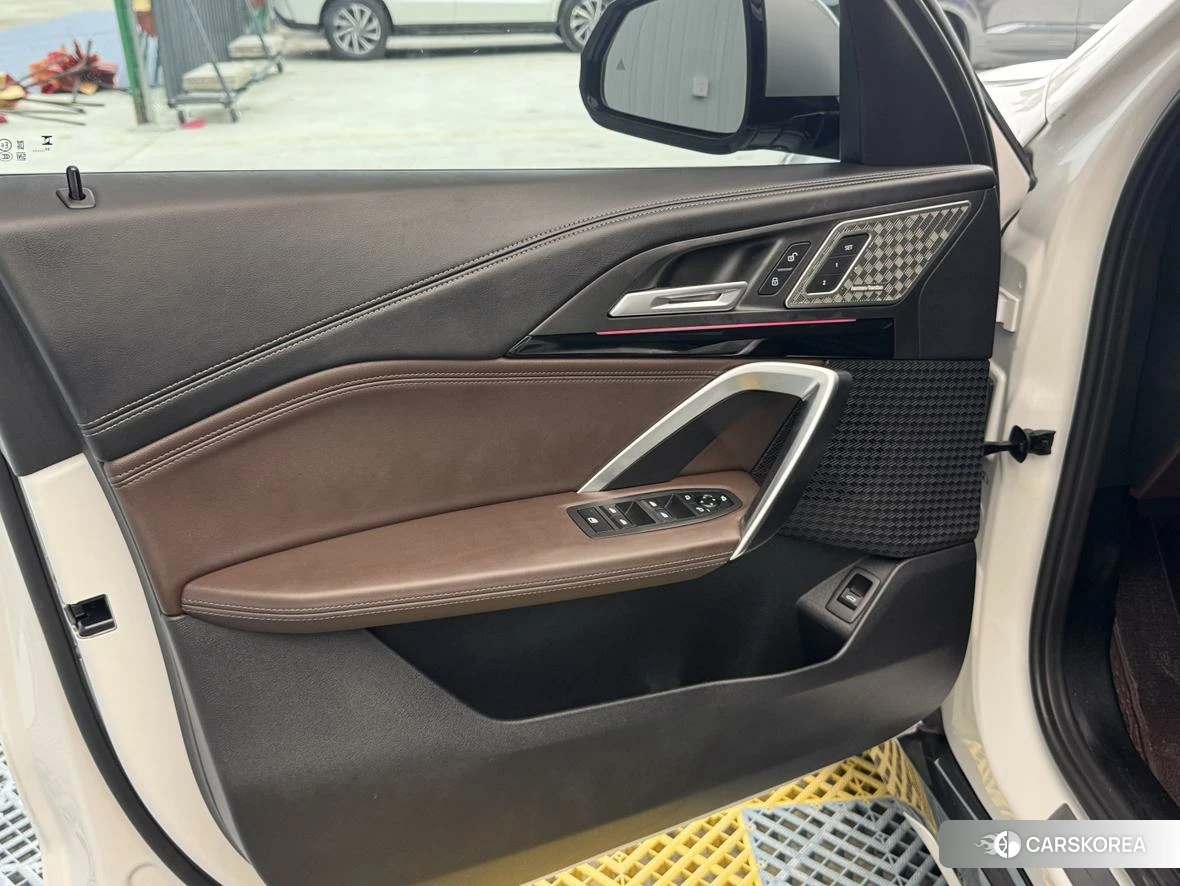BMW X1 id 4486594 из Китая 26