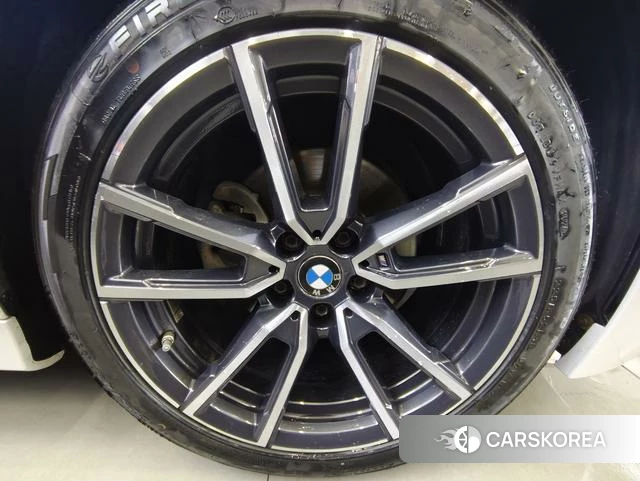 BMW 3 series id 4275563 из Китая 9