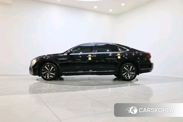 Volkswagen Passat id 4258631 из Китая 16