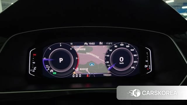 Volkswagen Tiguan second Generation 2021 Серебристо-серый из Кореи, фото 6