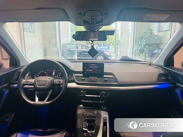 Audi Q5L 2021 Черный из Китая, фото 6