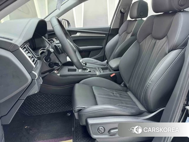 Audi Q5L id 4359009 из Китая 14