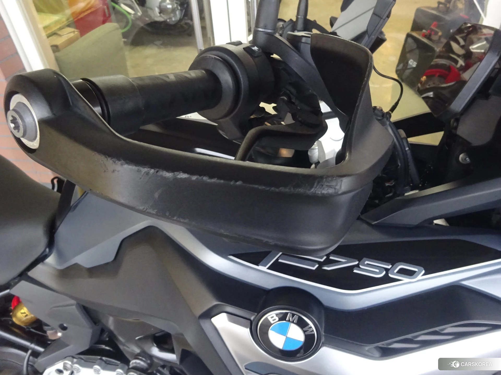 BMW F750GS id 3946699 из Японии 18