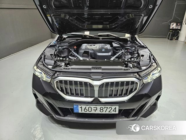 BMW 5 Series (G60) id 4743778 из Кореи 16