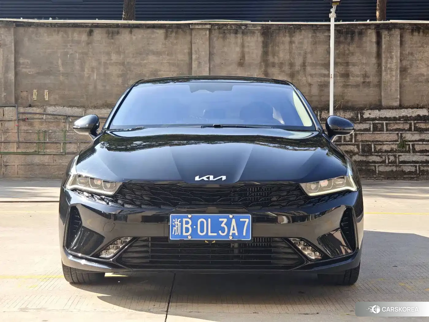 Kia K5 2022 Черный из Китая, фото 6