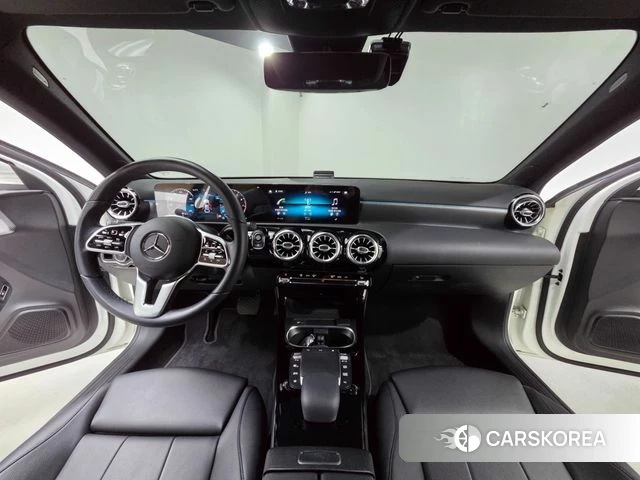 Mercedes-Benz A-Class W177 id 4324447 из Кореи 16