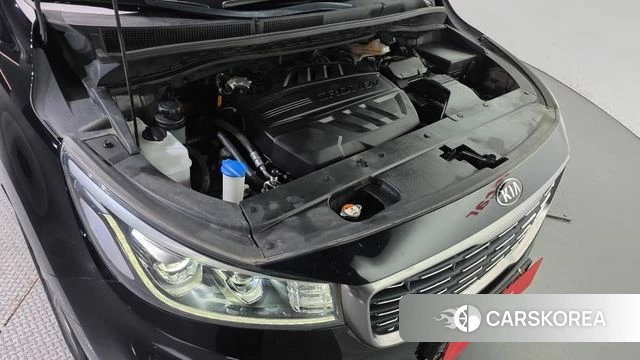 Kia The New Carnival id 4188452 из Кореи 16