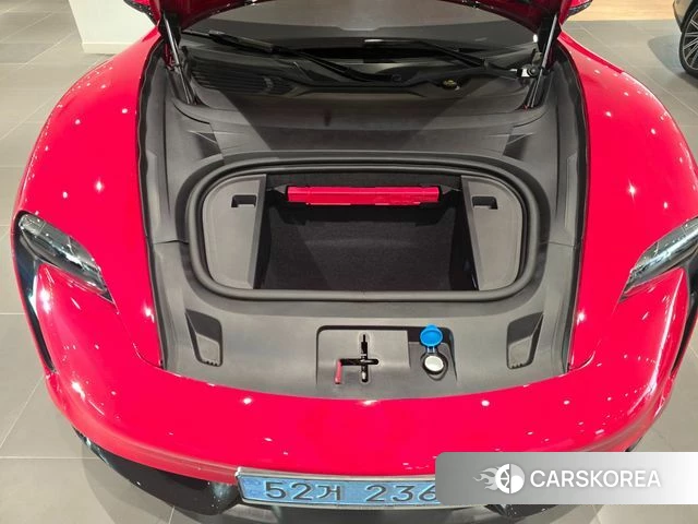 Porsche Taycan id 3964968 из Кореи 15