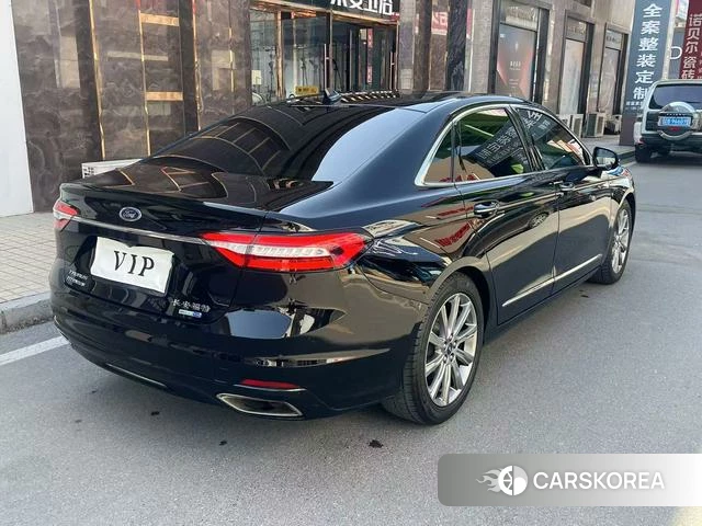 Ford Taurus 2021 Черный из Китая, фото 6