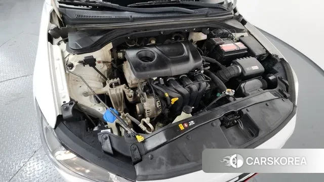 Hyundai Avante AD id 3469824 из Кореи 16