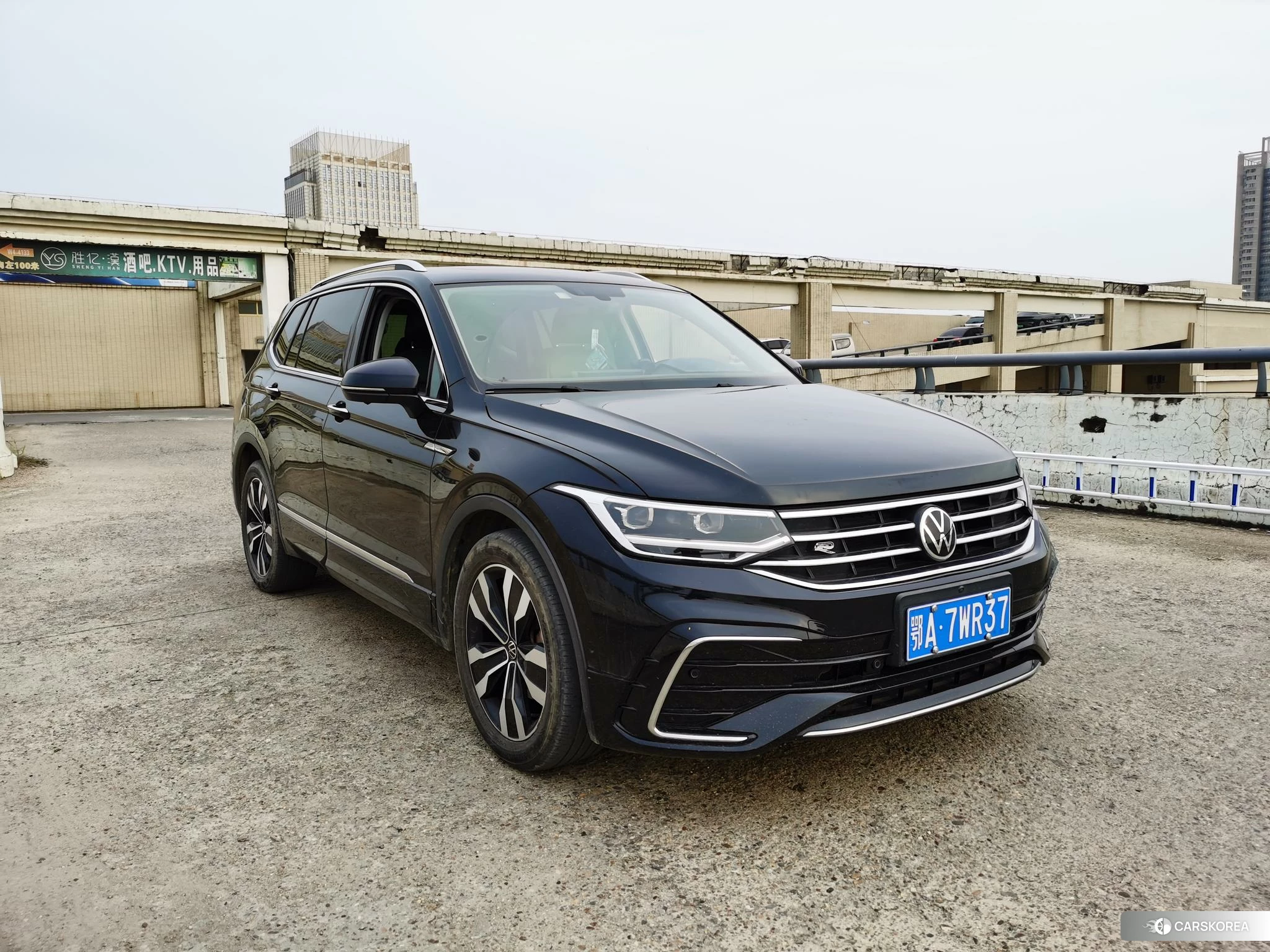 Volkswagen Tiguan L 2021 Черный из Китая, фото 6