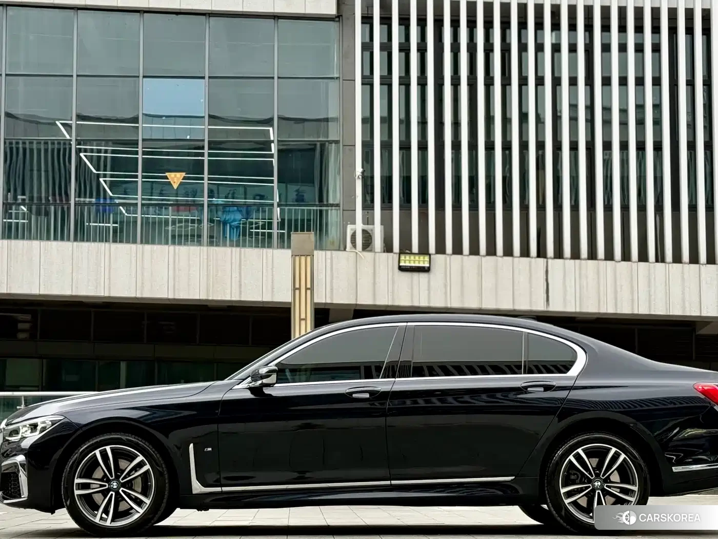 BMW 7 series 2022 Черный из Китая, фото 6