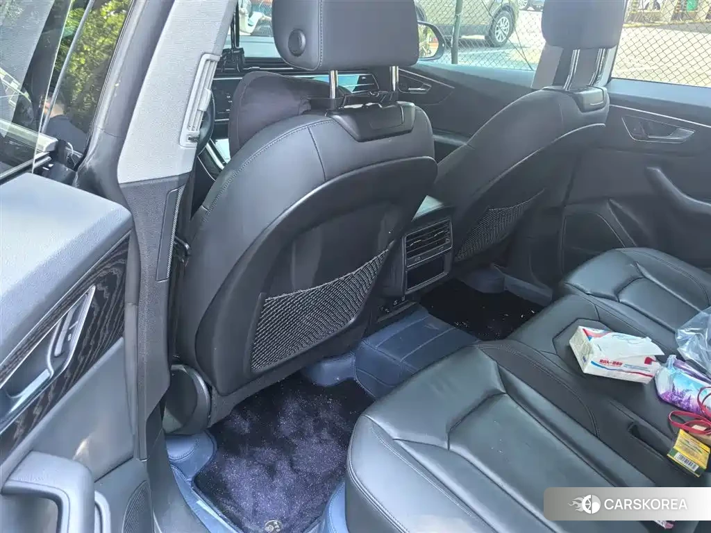 Audi Q8 2020 Черный из Китая, фото 6