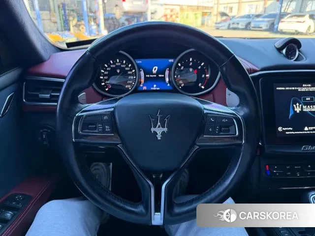 Maserati Ghibli id 3368695 из Кореи 11