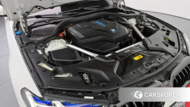 BMW 5 Series (G30) id 3412115 из Кореи 16