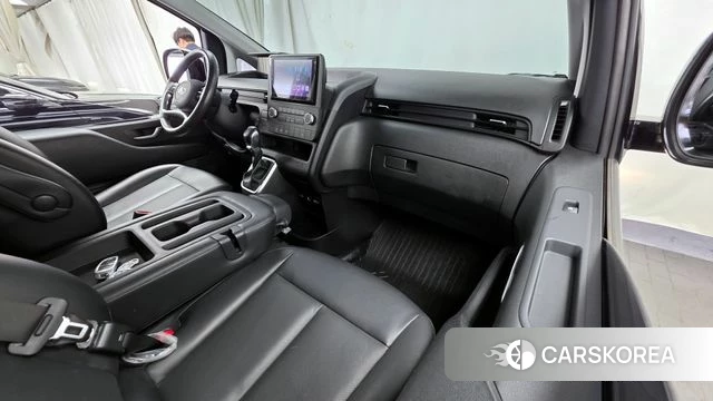 Hyundai Staria id 3832971 из Кореи 16